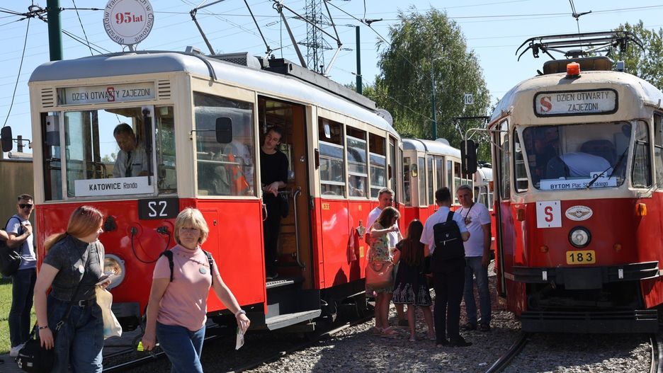 Jubileusz 95-lecia tramwajów w Chorzowie Batorym - parada pojazdów, zwiedzanie zajezdni i atrakcje edukacyjne oraz rozrywkowe dla dzieci