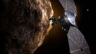 Sonda Lucy dotarła do planetoid trojańskich Jowisza. Leciała tam 5 lat