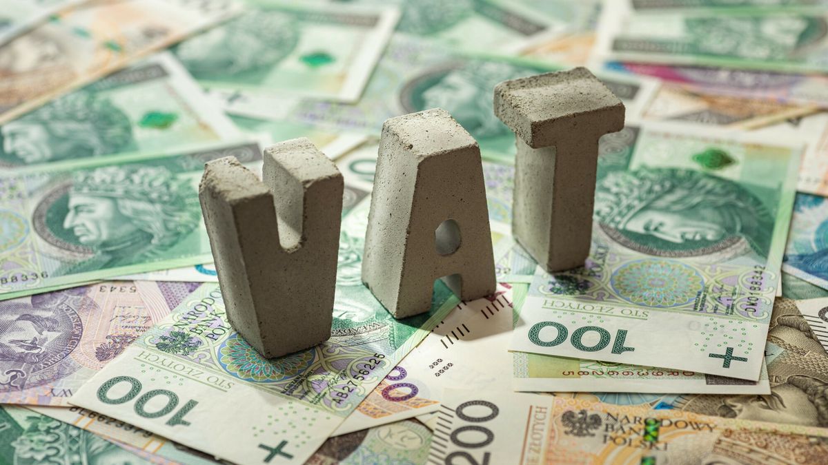 Odliczenie VAT a rozliczenie faktury poza KSeF