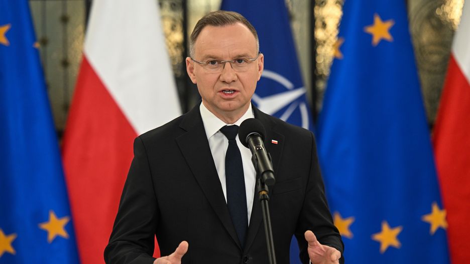 Andrzej Duda
Warszawa, 25.04.2024. Prezydent RP Andrzej Duda podczas konferencji prasowej w Sejmie w Warszawie, 25 bm. Sejm wys�ucha� wyst�pienia ministra spraw zagranicznych, kt�ry przedstawi� informacj� o zadaniach polskiej polityki zagranicznej w 2024 roku. (mr) PAP/Radek Pietruszka
Radek Pietruszka
dla medi�w, konferencja prasowa, media, polityk, polityka, posiedzenie, prezydent, sejm, 10 10. X, kadencja, kadencji, zadania polskiej polityki zagranicznej, fkaga, flagi, NATO, Polski, Unii Europejskiej