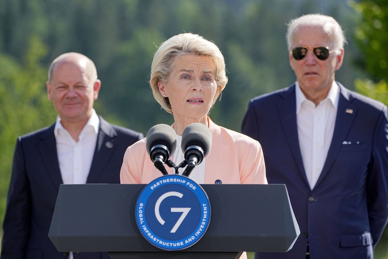 Szczyt G7 w Bawarii. Na zdjęciu szefowa KE Ursula von der Leyen