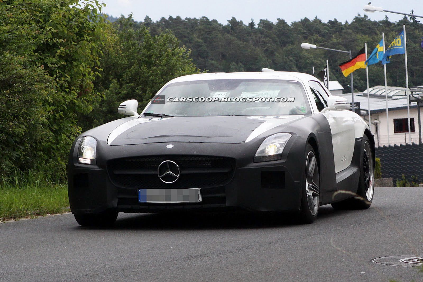 Mercedes SLS AMG Black Series - muł testowy/prototyp