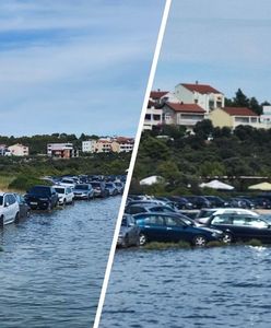 Cena bezpłatnego parkingu. Zadowoleni turyści zaparkowali, a potem musieli "wyławiać" auta