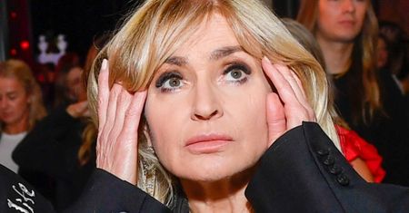 Monika Olejnik też podbija Wenecję. Zaprezentowała się w dwóch śmiałych stylizacjach. Jedna miała DEKOLT DO PĘPKA