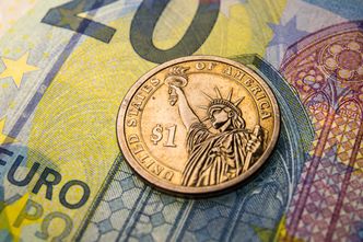 Tak dolar i euro reagują na wieści zza oceanu. "Zaobserwowano wyraźne cofnięcie"