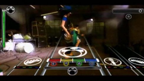 Porcja gameplayu z Rock Band Unplugged 1