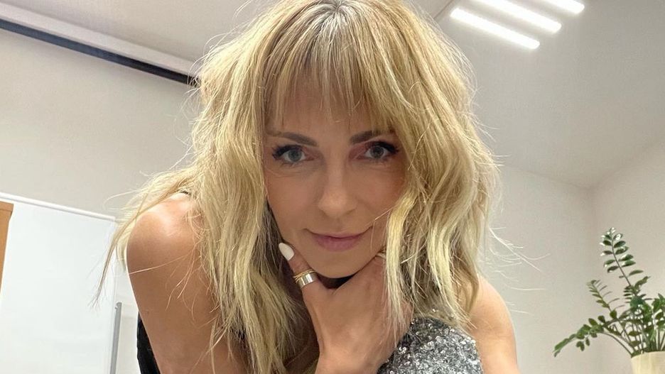 Ania Wyszkoni w cekinowych spodniach / Instagram.com/annawyszkoni_official