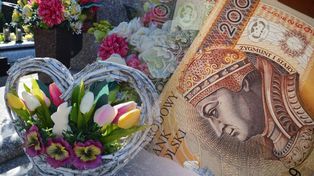 Emerytura po śmierci - kiedy rodzina może ją zatrzymać, a kiedy musi oddać? Przykłady z ZUS