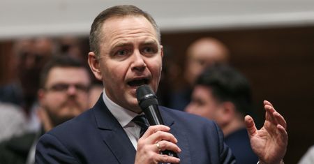 Nawrocki nawiązał do sprawy zabójstwa księdza. Zignorował apel