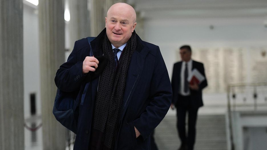 Jarosław Stawiarski był szczególnie hojny dla urzędników i chroni ich dane