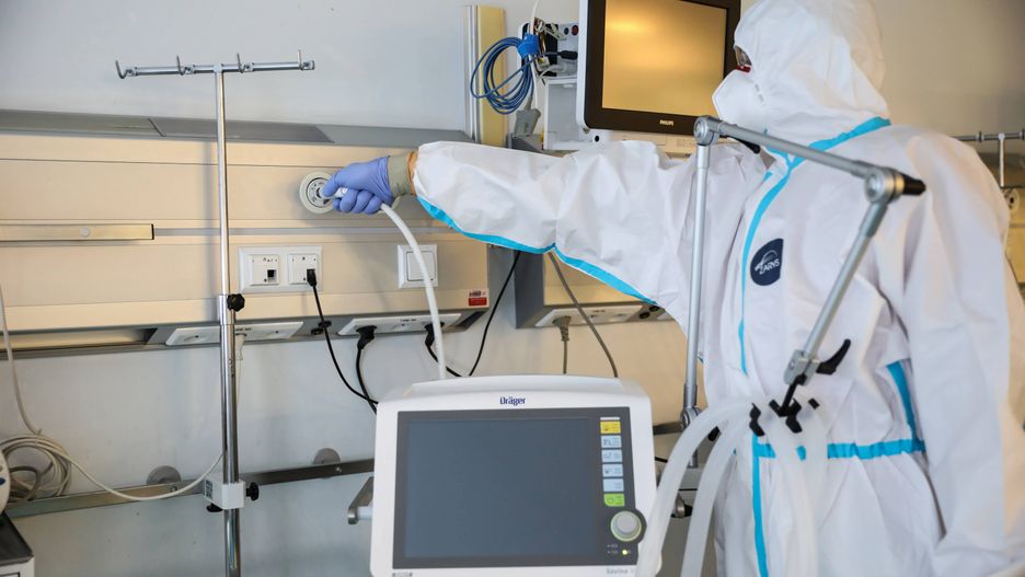 Koronawirus. Błędne dane i histeria w sieci. Chodzi o wolne respiratory w woj. mazowieckim