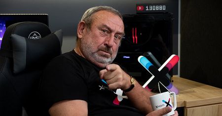 x-kom nie żartuje. Tadeusz Drozda doradza czego słuchać i jaki sprzęt wybrać