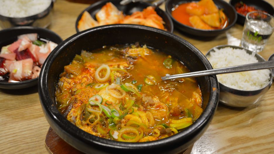 Rosół koreański. Ten smak zapamiętasz na długo