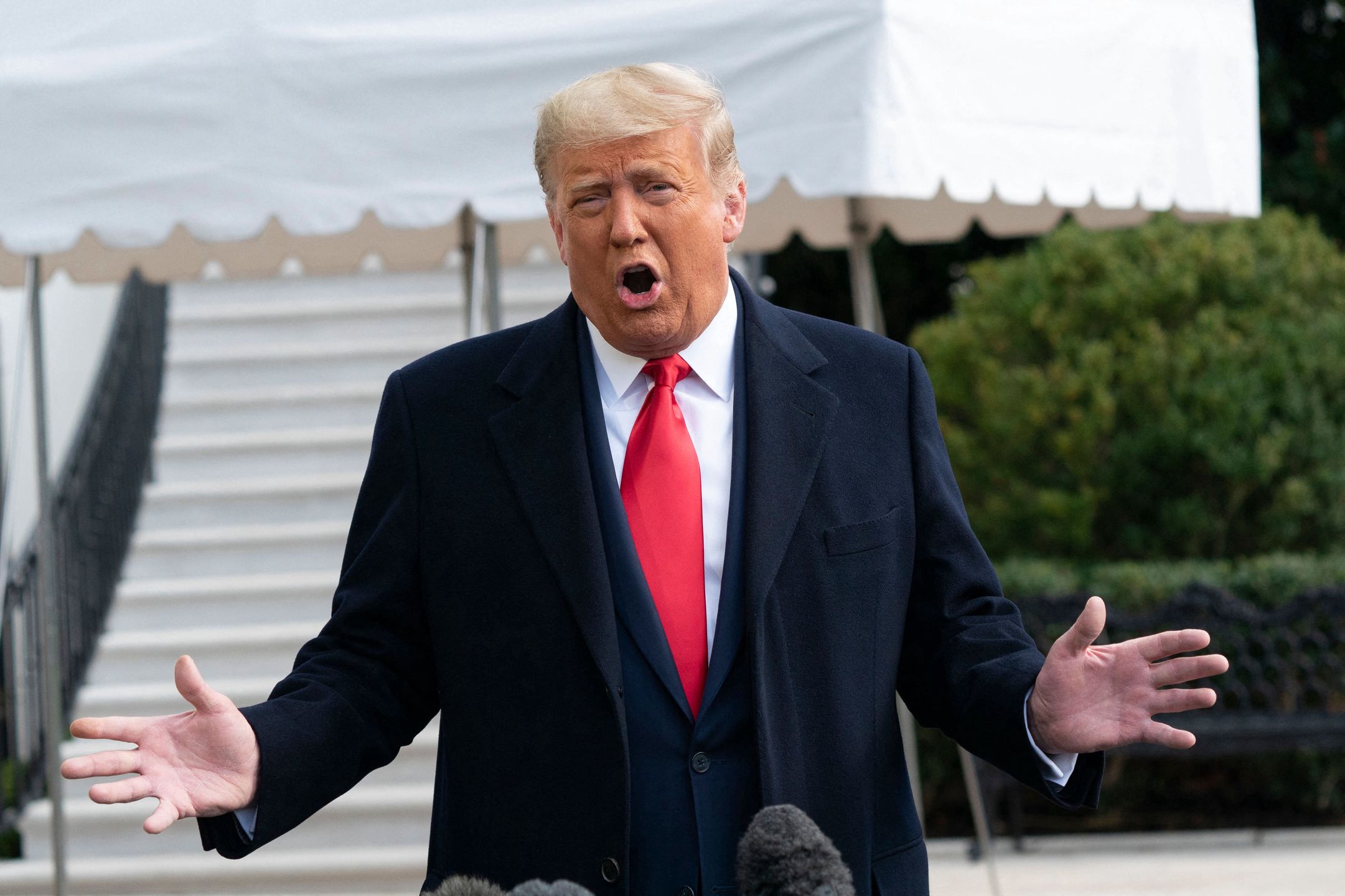 Donald Trump straszy wyborców Lady Gagą