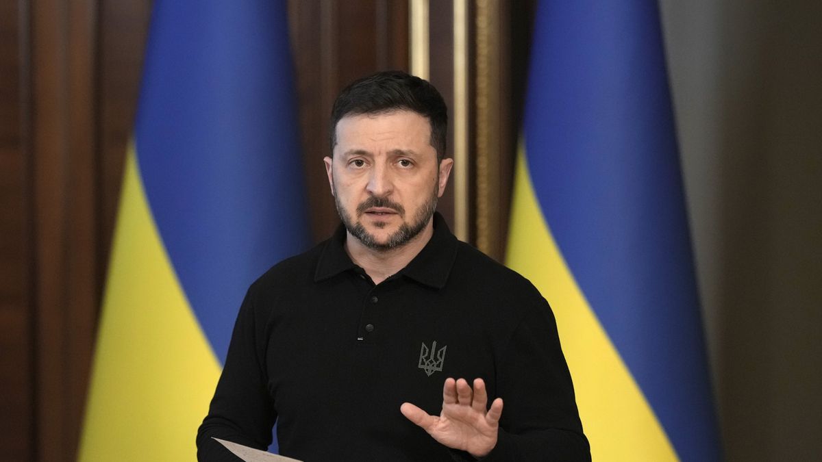 Volodymyr Zelenskiy, Ukraine's president, speaks at a news conference in Kyiv, Ukraine, on Thursday, April 17, 2025. Zelenskiy told reporters in Kyiv that he has evidence that China has supplied weapons to Russia and "will be able to talk about it in detail next week." Photographer: Andrew Kravchenko/Bloomberg via Getty Images