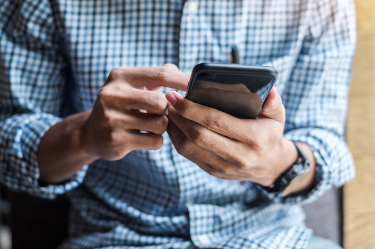 Miałeś umowę z UPC? Polacy dostają sms-y. Chodzi o zwrot opłat