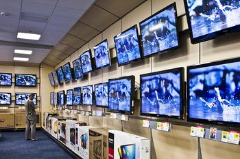 Kupiłeś nowy telewizor? Musisz go zgłosić. Po tym czasie 915 zł kary