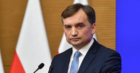 Ziobro przeciwny pomysłowi Unii Europejskiej. "Mrzonki Berlina i Paryża"