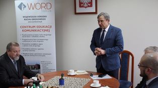Najcenniejsi ludzie marszałka. Dyrektor WORD Toruń to prawdziwy krezus!