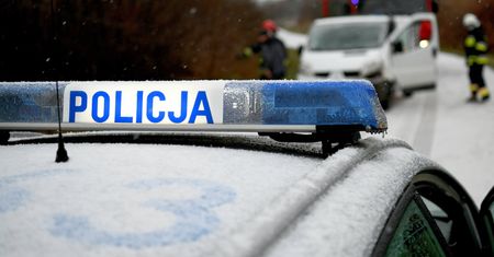 Wypadek autobusu i szkolnego busa koło Oleśnicy