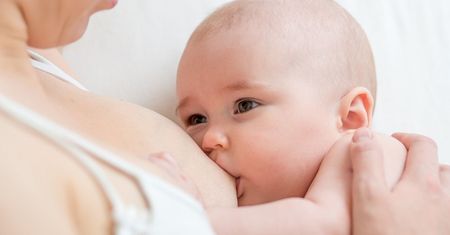 Karmienie piersią - dlaczego nie każda kobieta karmi?