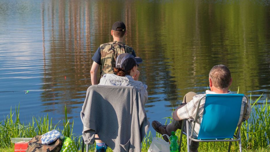 Wędkarze nad zalewem w Krasnobrodzie (zdj. ilustracyjne) 
