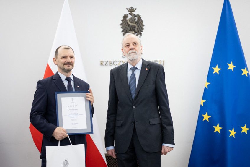 Dziennikarz Andrzej Pisalnik z wicemarszałkiem Senatu Rafałem Grupińskim