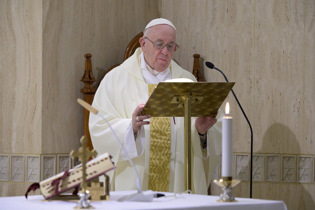 Koronawirus. Papież Franciszek apeluje o modlitwę w czasie pandemii. Zwrócił się do Polaków