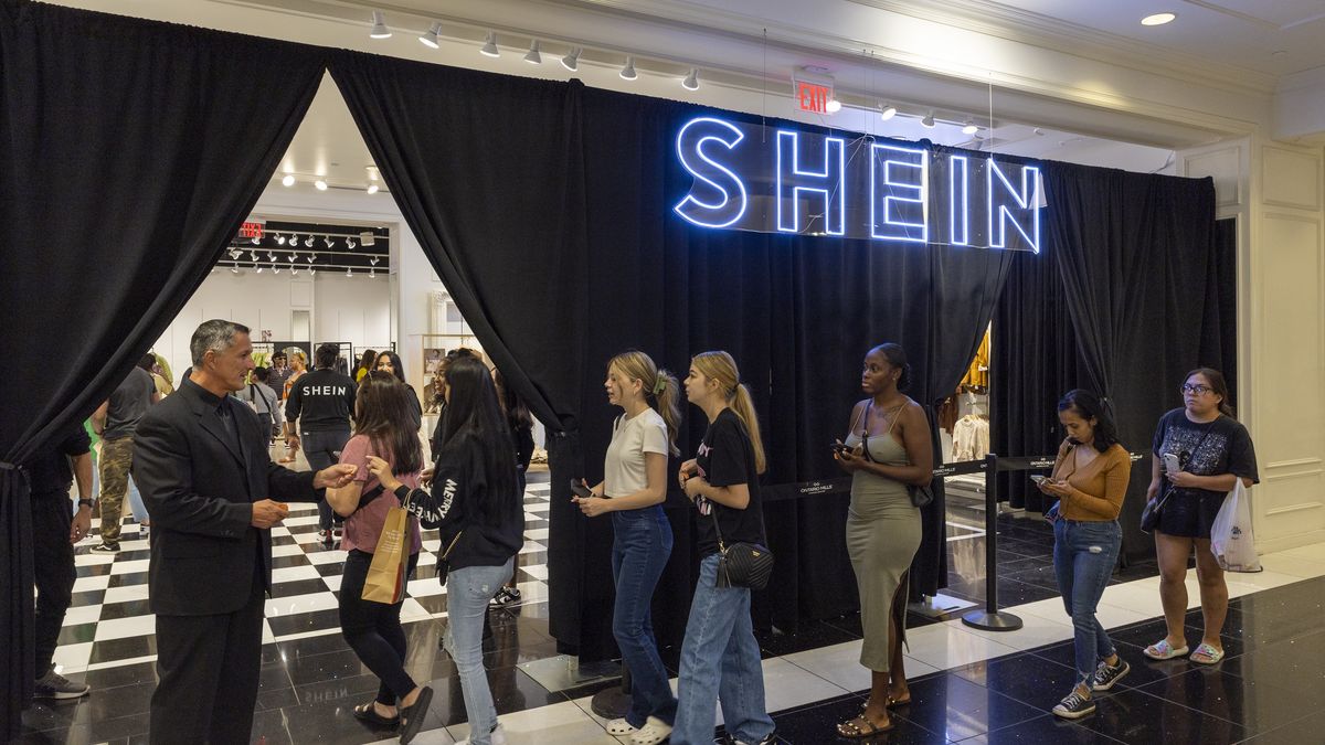 Shoppers line up to shop on the opening day of  fast fashion e-commerce giant Shein, which is hosting a brick-and-mortar pop up inside Forever 21 at Ontario Mills mall
Ontario, CA - October 19: A line of shoppers get the first opportunity to shop on the opening day of fast fashion e-commerce giant Shein, which is hosting a brick-and-mortar pop up inside Forever 21 at the Ontario Mills Mall in Ontario Thursday, Oct. 19, 2023.  (Allen J. Schaben / Los Angeles Times via Getty Images)
Allen J. Schaben
united states, mall, ontario mills mall, pop-up store, ontario, ca, bestof, topix
