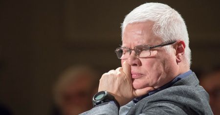 Prof. Hausner radzi, by zapiąć pasy. "Zjazd z obecnego poziomu PKB będzie jak ostre hamowanie"