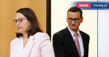 Skarbówka wchodzi na konta Polaków bez ich wiedzy. Mamy najnowsze dane