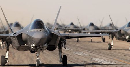Zawieszono produkcję F-35 z uwagi na chińską część