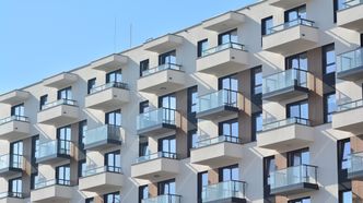 Producent okien z niecodzienną prośbą do klientów. "Może dojść do porażenia prądem"