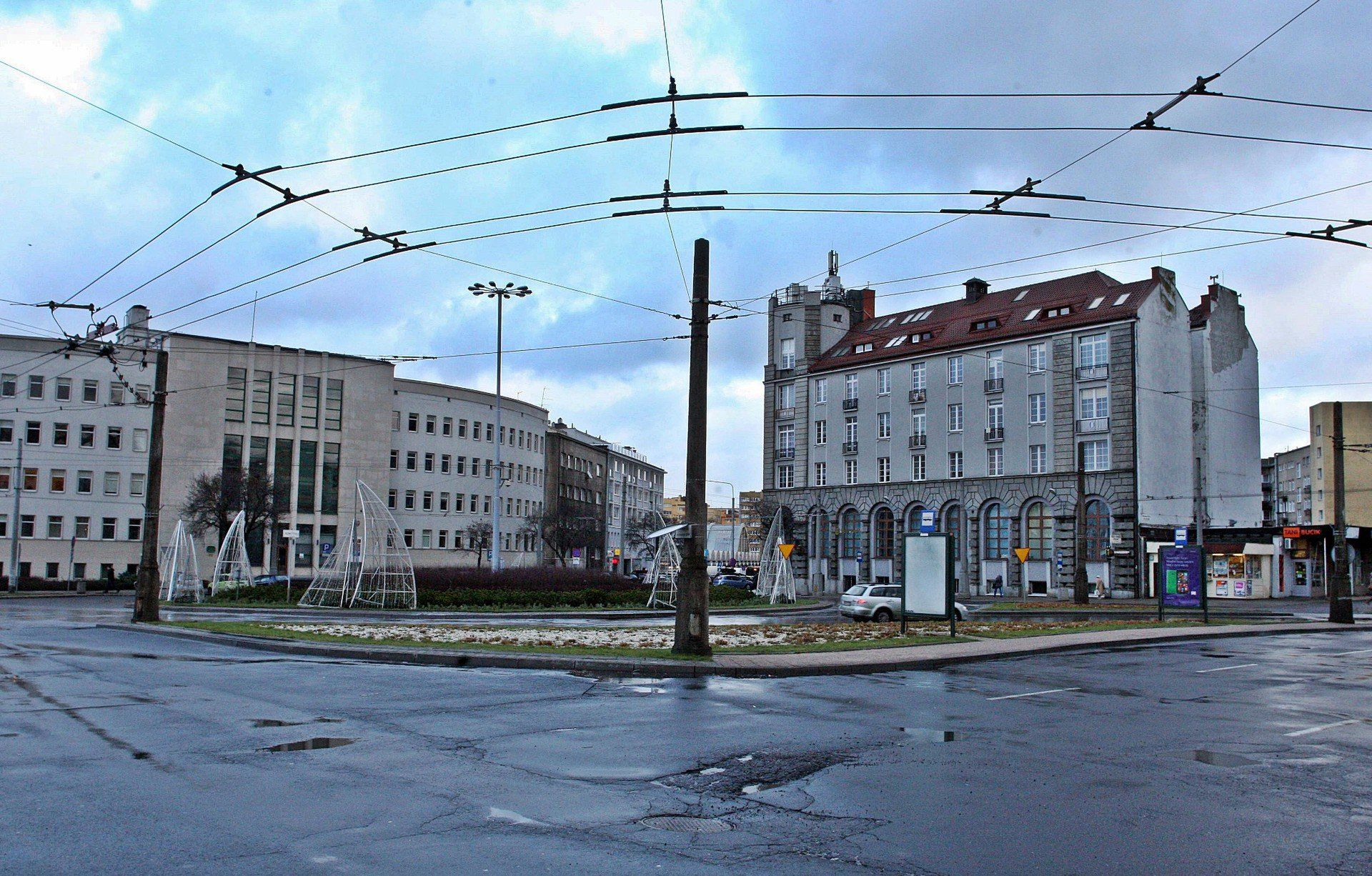 Jaka przyszłość czeka plac Konstytucji?