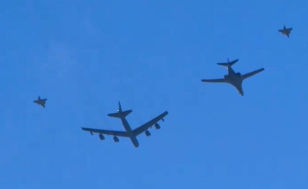 Low flyover of NATO planes over Sweden