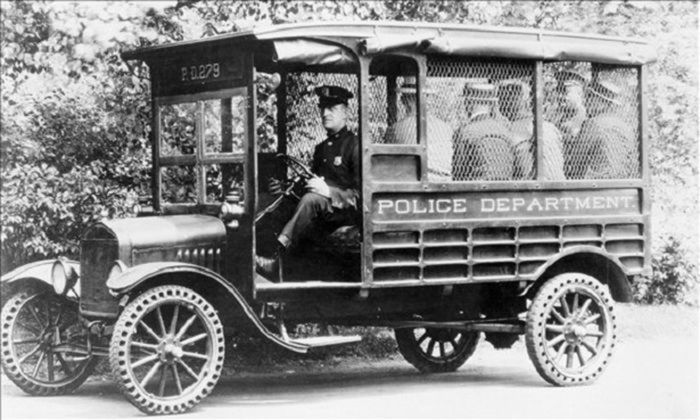 Ford T Paddy Wagon