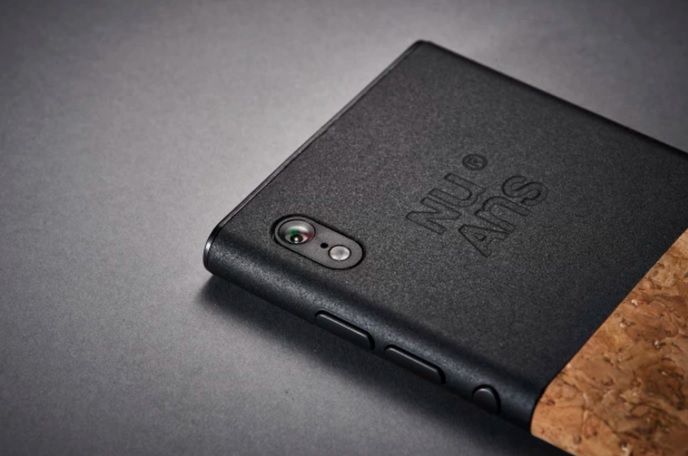 Ten oryginalny smartfon może wkrótce trafić do sprzedaży. Warunek jest tylko jeden 7