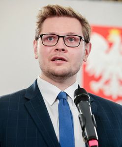 Szczepionka na COVID. Wiceminister zgłasza sprawę celebrytów do prokuratury