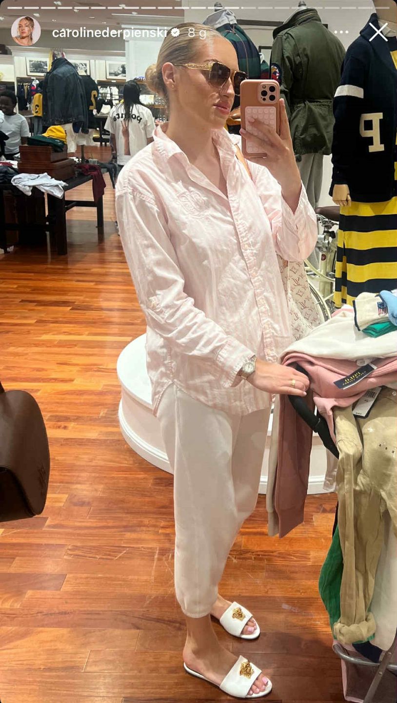 Caroline Derpienski chwali się zakupami