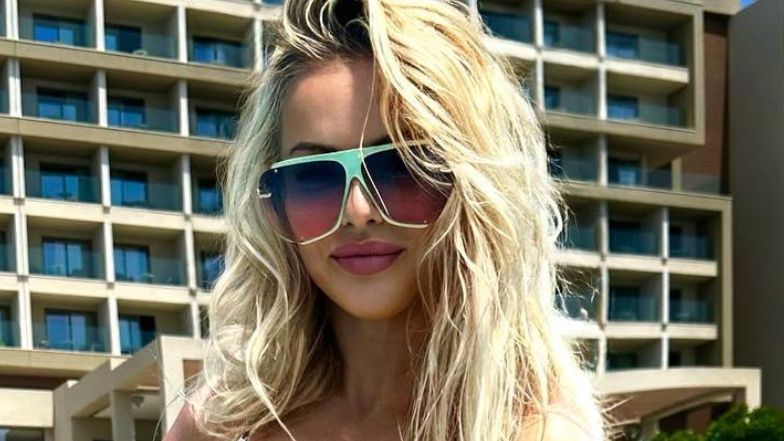 Paula Tumala odsłania boskie kształty w SKĄPYM bikini. Internauci komplementują: "Pamela, czy to ty?"