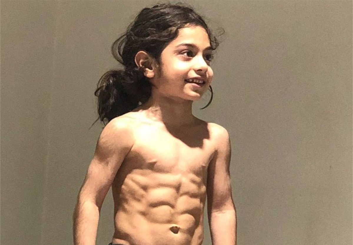 6-letni Arat Hosseini może pochwalić się wyjątkową sylwetką