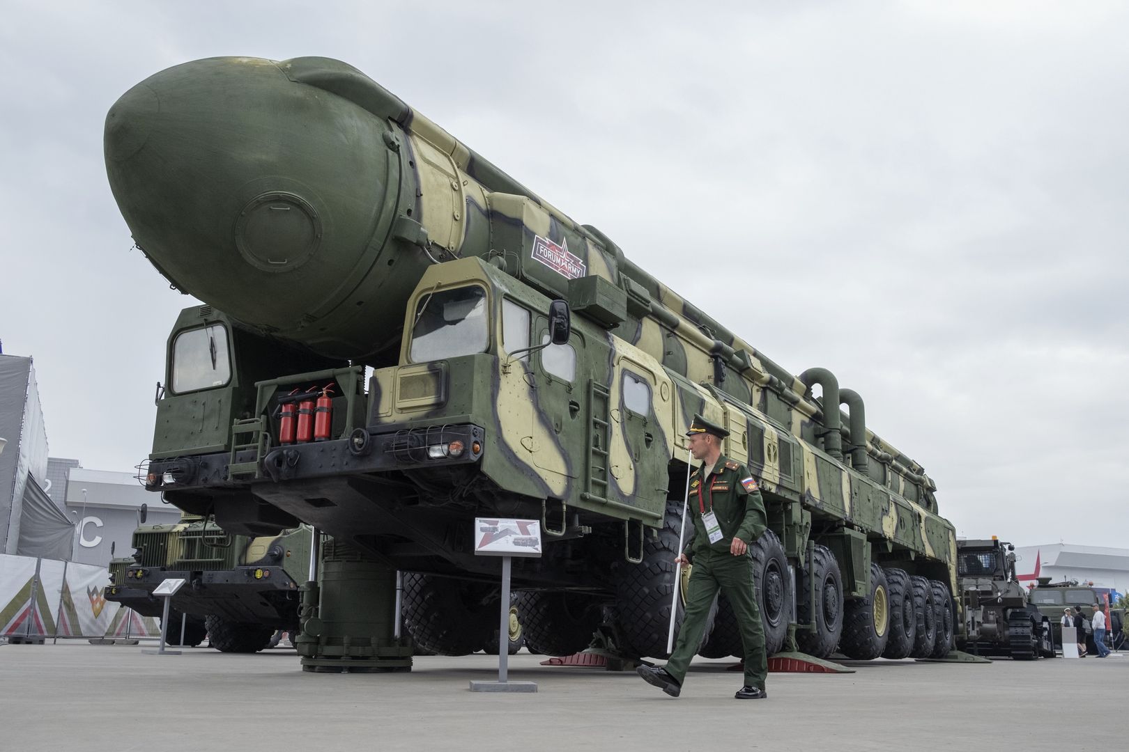 Putin sięgnie po broń atomową? Gen. Koziej: Nie wykluczałbym