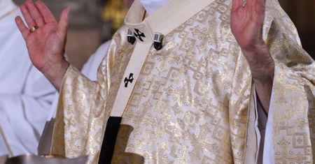 Wstrząsające dane z francuskiego kościoła. 330 tysięcy ofiar pedofilii
