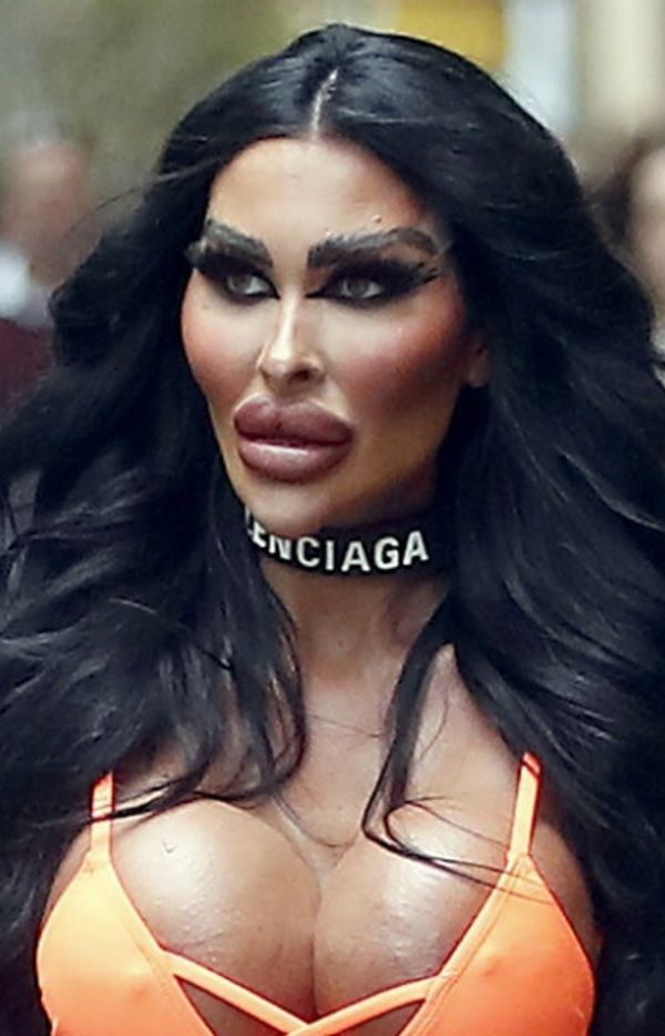Tara Jayne buszuje po sklepach w Melbourne