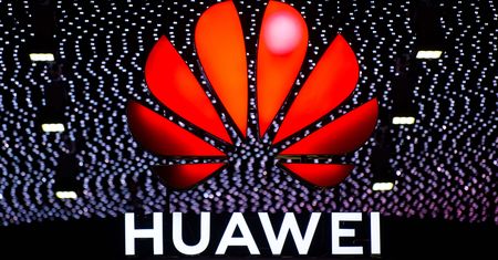 Nadchodzi telewizor OLED Huawei. Imponujący obraz, ciekawe co z bezpieczeństwem...