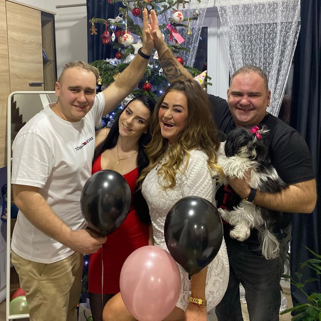 Agnieszka Kotońska wspomina bajkowy ślub. Machała do ludzi "jak papież i księżna Diana"