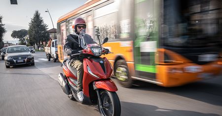 Przydatny pomysł. Włosi opatentowali reflektory radarowe dla jednośladów