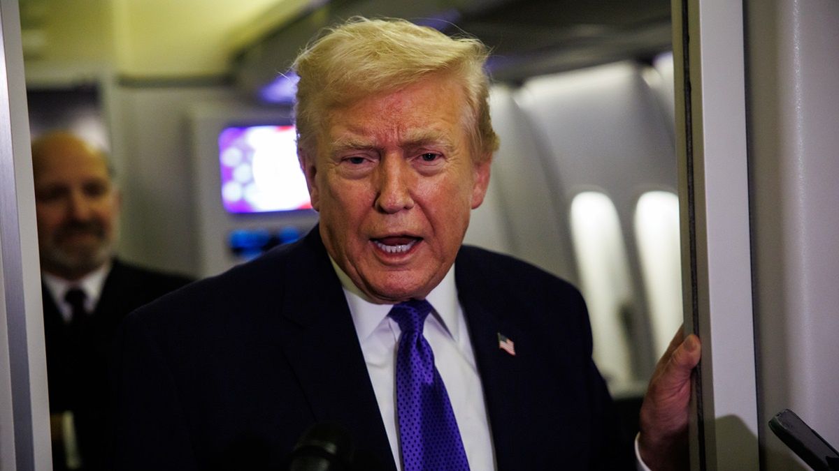 Rzeczniczka tłumaczy Donalda Trumpa.