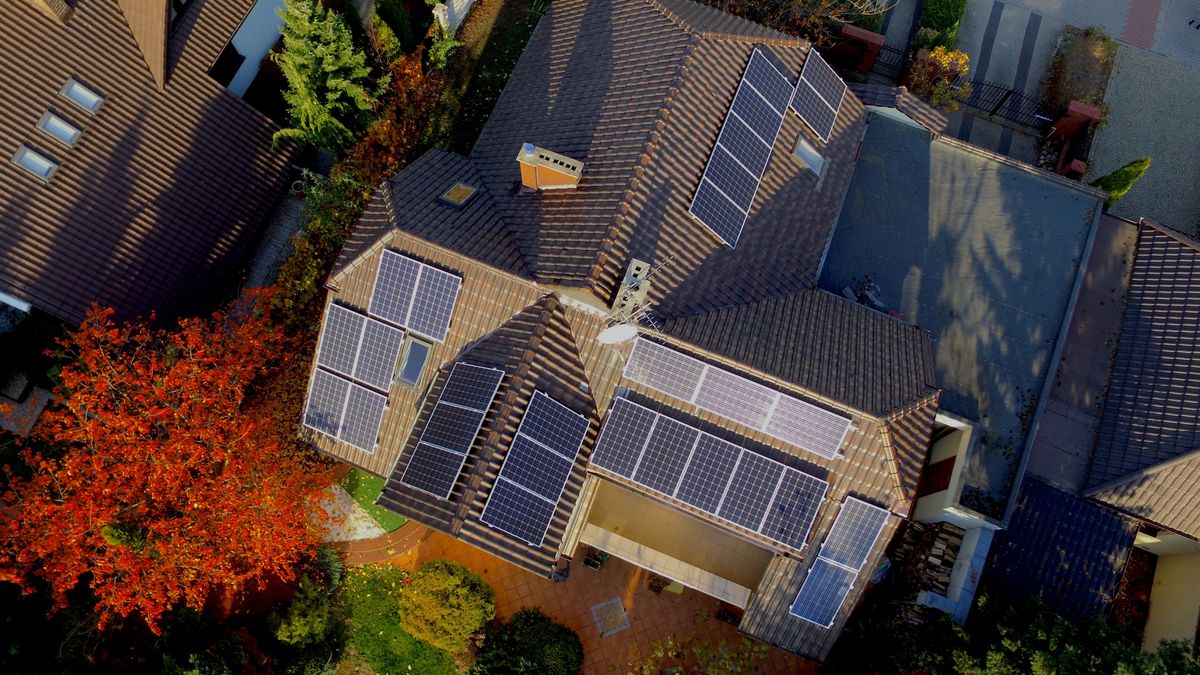 fotowoltaika panele słoneczne prosument dach dom