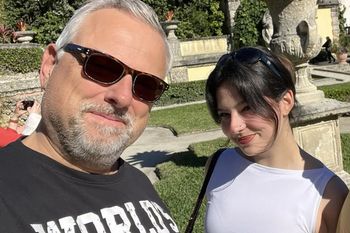 Tak przygotowują studentów na atak w USA. Córka Marcina Wrony ujawnia szczegóły